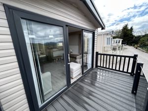 Photo 16- click for photo gallery